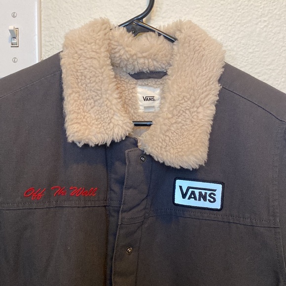 Vans gray jacket in size medium - Picture 3 of 4